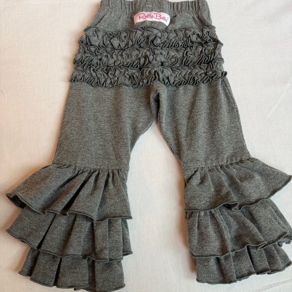 Ruffle Butts Gray Girls 18-24 months pants leggings - Picture 2 of 4
